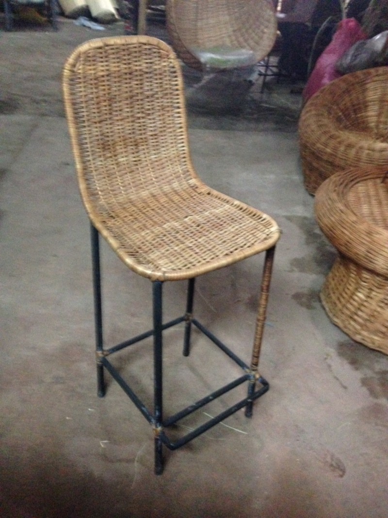 piso bar con respaldo mimbre fierro - Rusti home,Armonia en tu hogar,